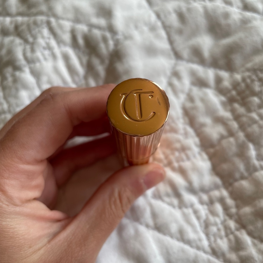 Charlotte Tilbury Lipstick Bitch Perfect